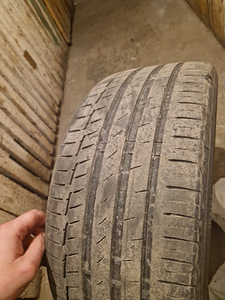 Продам шины r18 225/40 (1 фото из 2)