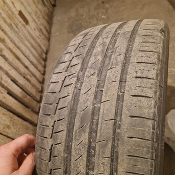 Продам шины r18 225/40