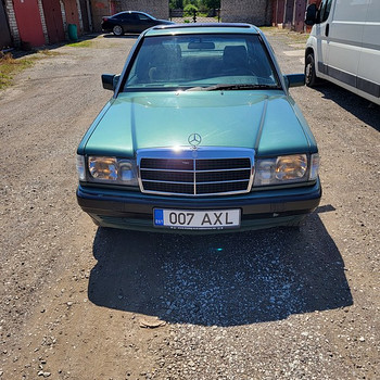 Mercedes 190