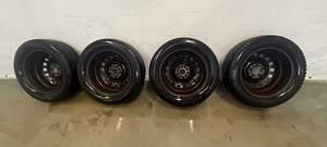 Bridgestone Blizzak 205/55R16 M+S 6-7мм.(Toyota Avensis T25) (2 фото из 9)
