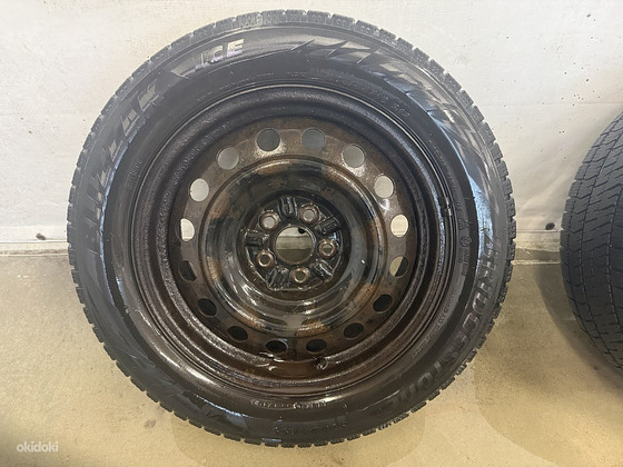 Bridgestone Blizzak 205/55R16 M+S Toyota Avensis T25