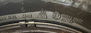 Bridgestone Blizzak 205/55R16 M+S 6-7мм.(Toyota Avensis T25) (4 фото из 9)