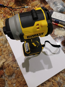 DeWalt analoog (3 foto / 3)