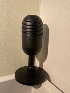 Микрофон Razer Seiren V3 Mini (3 фото из 4)