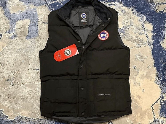 Canada Goose vest / žilett Suurus: S