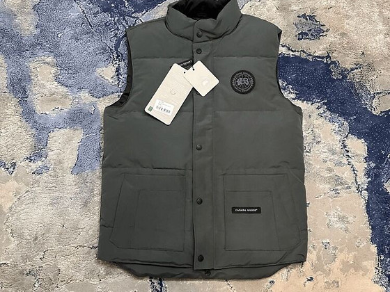 Canada Goose vest / žilett Suurus: M