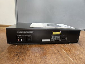 Technics SL-PG300 компактный проигрыватель компакт-дисков (3 фото из 3)