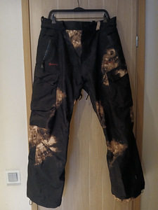 Lumelauapüksid Volcom (1 foto / 6)