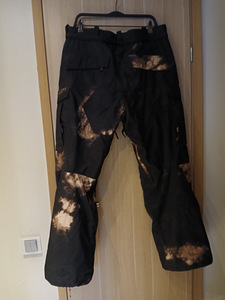 Lumelauapüksid Volcom (2 foto / 6)
