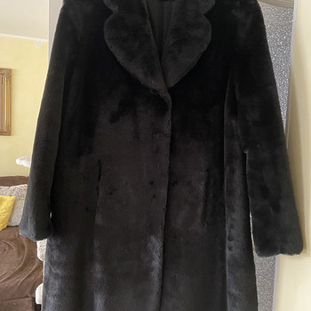 Uus kunstkarusnahast mantel, XL/XXL