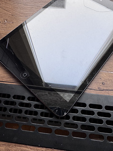 iPad mini (4 фото из 6)