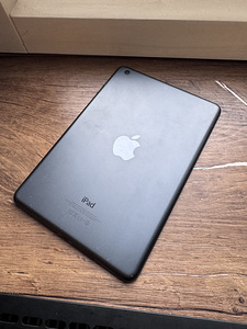 iPad mini (5 фото из 6)