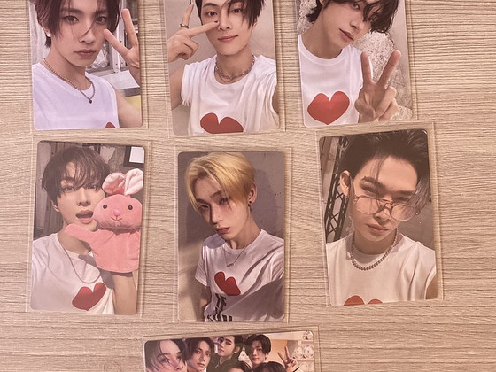 K-pop (photocards)