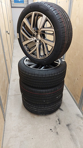 Новые легкосплавные диски MB с новыми летними шинами Pirelli (6 фото из 10)