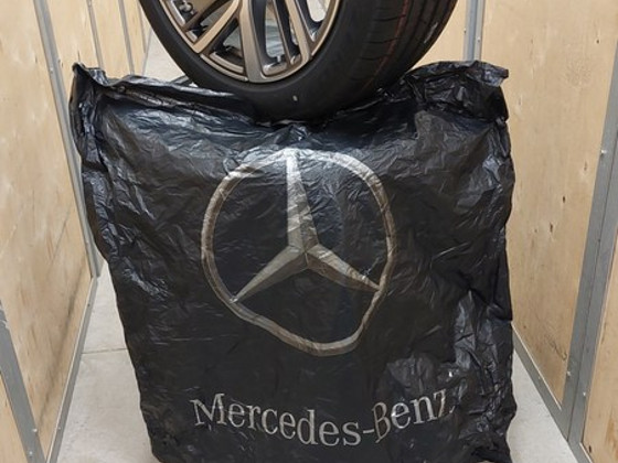 Uued MB valuveljed koos uute Pirelli suverehvidega 245/45R19