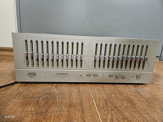 Pioneer SG-9 12-полосный стерео графический эквалайзер