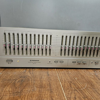 Pioneer SG-9 12-полосный стерео графический эквалайзер