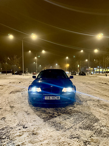BMW 323Ci (1 фото из 14)