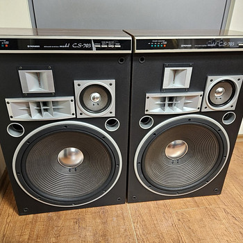 Pioneer CS-703 4-Way Loudspeaker System