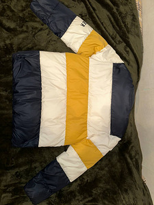 Jope Tommy Hilfiger (2 foto / 3)