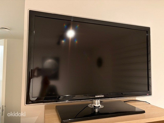 Samsung UE32D4000NW 32" LED телевизор – рабочий