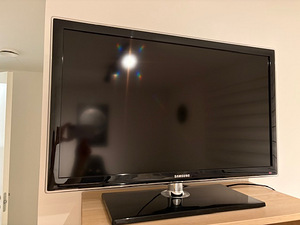 Samsung UE32D4000NW 32" LED teler – töökorras (1 foto / 7)