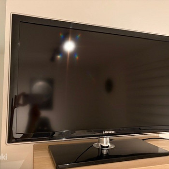 Samsung UE32D4000NW 32" LED телевизор – рабочий