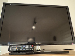 Samsung UE32D4000NW 32" LED teler – töökorras (2 foto / 7)