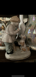 Portselanfiguur „Tüdruk koerakesega“ („Proovi ära võtta!“). (2 foto / 4)
