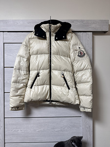 Пуховик Moncler (1 фото из 10)