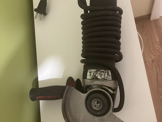 Болгарка Metabo