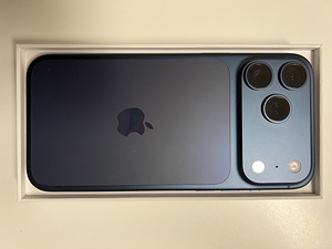 iPhone 17 MAX PRO DeepBlue 256Gb (2 foto / 4)