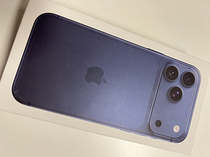 iPhone 17 MAX PRO DeepBlue 256Gb (3 foto / 4)