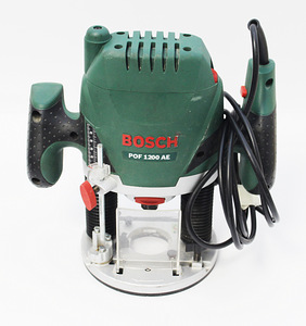 Bosch POF 1200 AE (2 foto / 2)