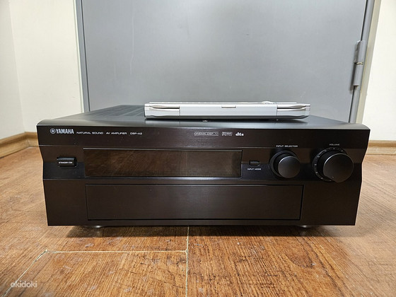 Yamaha DSP-AX2 аудио-видео усилитель