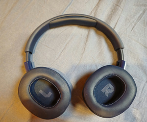 Müün JBL tune juhtmevabad kõrvaklapid, suurepärases seisukor (2 foto / 3)