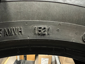 BMW X 1 225/45R18 2tk. ja 255/40 R18 2tk. (5 foto / 8)