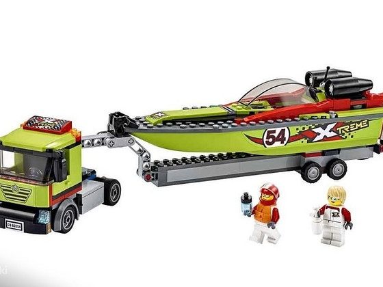 60254 LEGO Võidusõidupaadi transporter