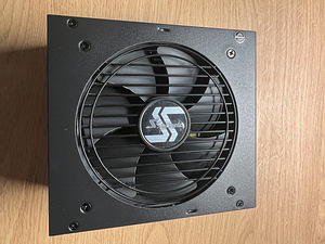 Seasonic Focus GX-650 650W (1 фото из 4)