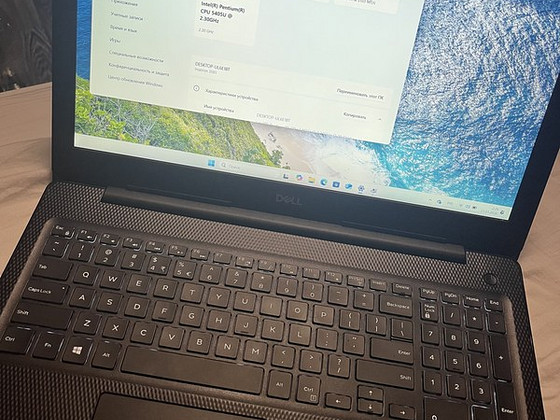 Ноутбук DELL