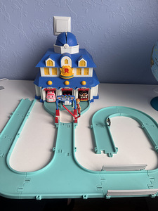 Robocar Poli, Робокар Поли машинки и дом (4 фото из 8)