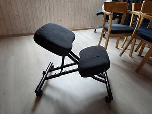 IKEA Eifred - Офисный стул, коленный стул, эргономичный стул (3 фото из 3)