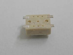 SMD/SMT mikrolüliti 3.2X4.2X2.5mm (tactile switch) (3 foto / 3)