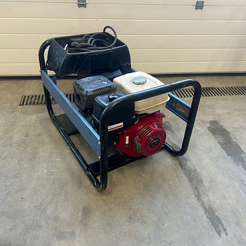 SDMO keevitusgeneraator 7,15kv 400V