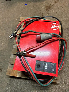 Akulaadija BT 24V 100A (sobib laotõstukile) (1 foto / 2)