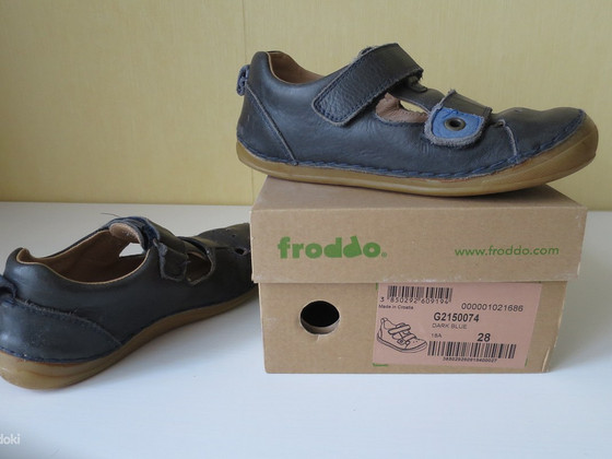 Кожаные сандалии Froddo размер 28