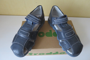 Uued Froddo nahast sandaalid nr 35 (1 foto / 5)
