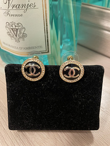 Chanel kõrvarõngad nagu uued,originaal (1 foto / 2)