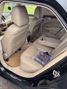 Chrysler (9 фото из 11)