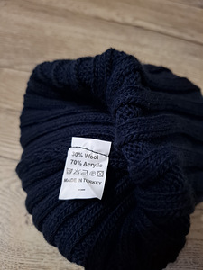 Uued naiste mütsid 30% vill (6 foto / 6)